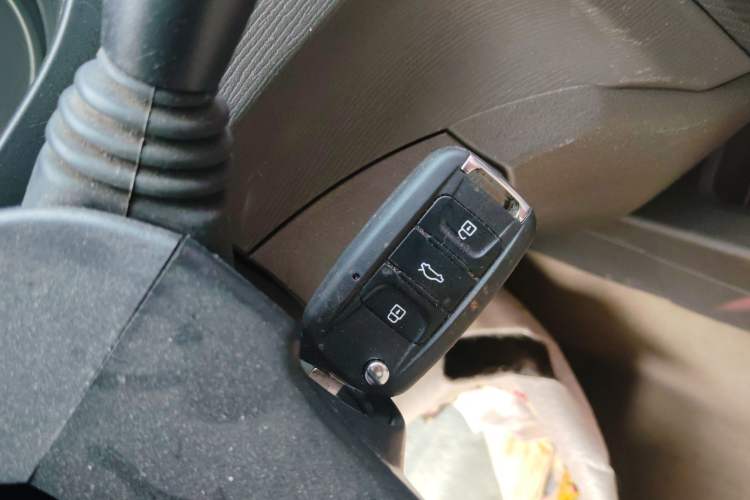 Used Wuling Hongguang 2014 1.5L S Standard Version
