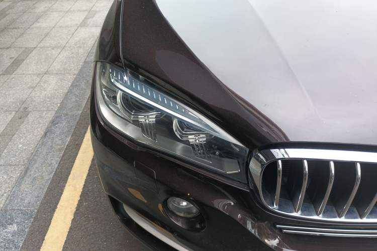 Used BMW X5 2015 xDrive28i
