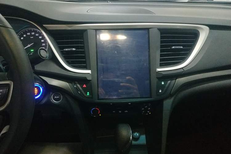 Used Buick GT 2018 18T Automatic Elite Model
