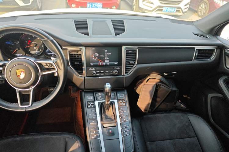 Used Porsche Macan 2017 Macan 2.0T