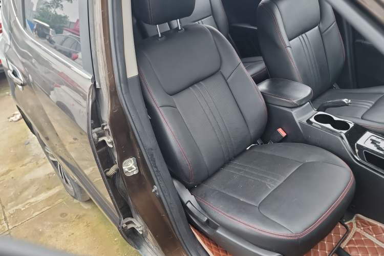 Used Geely Auto GX7 2015 Sports Edition 2.0L Automatic Luxury Model
