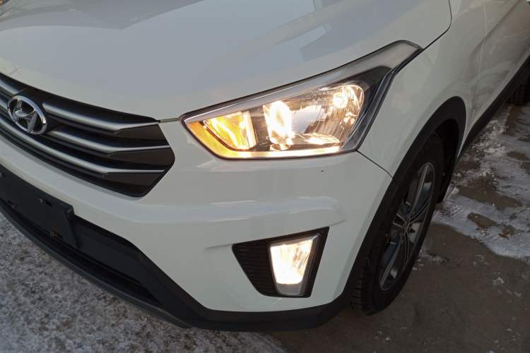 Used Hyundai ix25 2015 1.6L Automatic Two-Wheel Drive Smart GLS Trim
