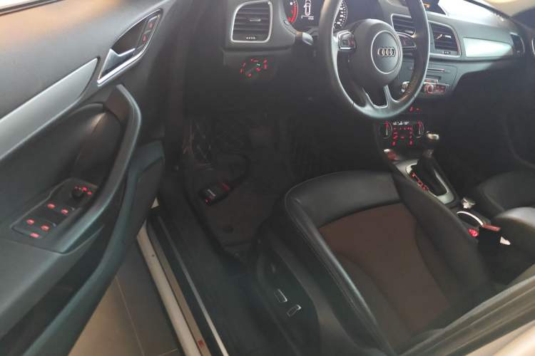 Used Audi Q3 2018 30 TFSI Fashion Edition Collector's Version
