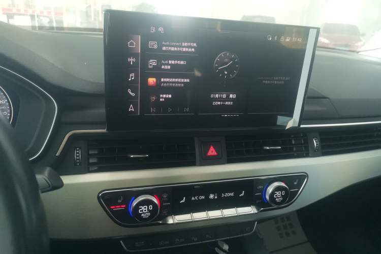 Used Audi A4L 2022 40 TFSI Luxury Dynamic Model
