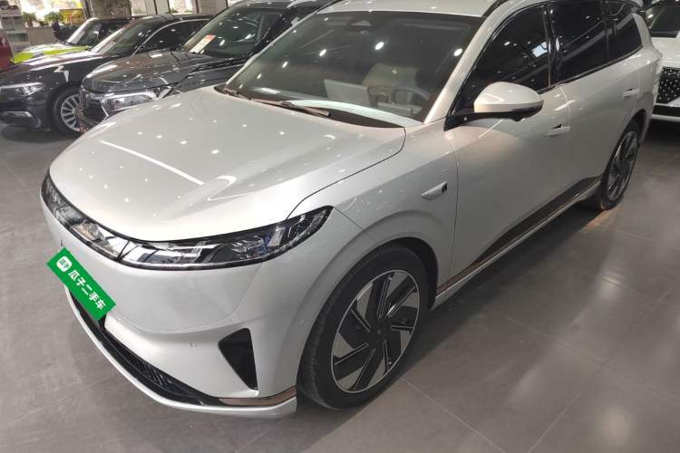 Used Dongfeng eπ eπ008 2024 210Max Range-Extended Version 6 Seats