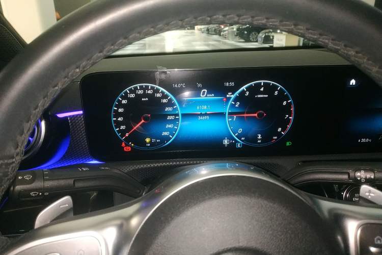 Used Mercedes-Benz A-Class 2022 Revised Version A 200 L Sport Sedan Fashionable Style