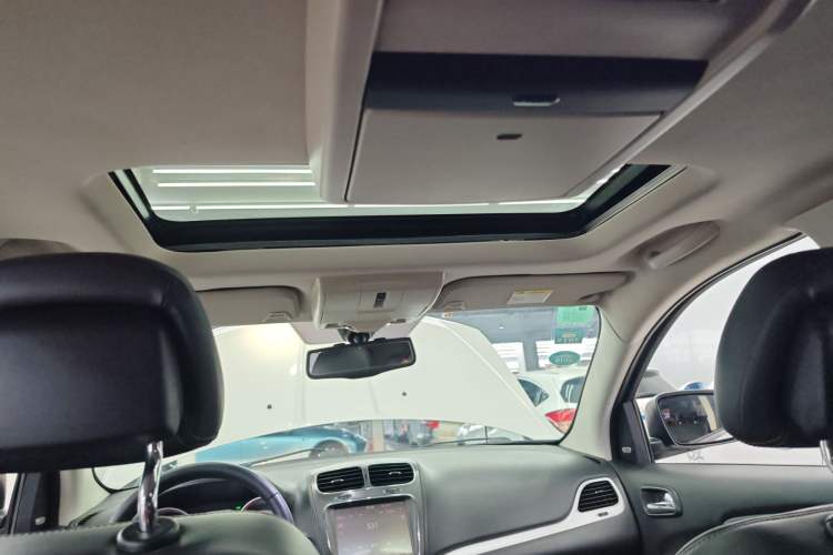 Used Dodge Journey 2014 2.4L Two-Wheel Drive Touring Edition
