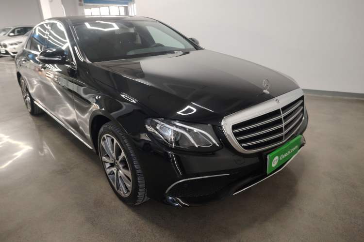 Used Mercedes-Benz E-Class 2019 E 260 L
