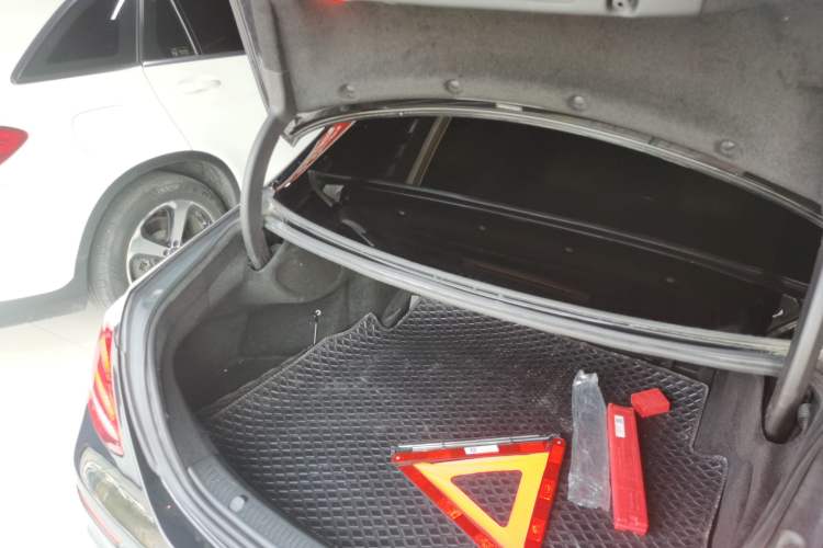 Used Mercedes-Benz E-Class 2017 E 300 Sport Edition
