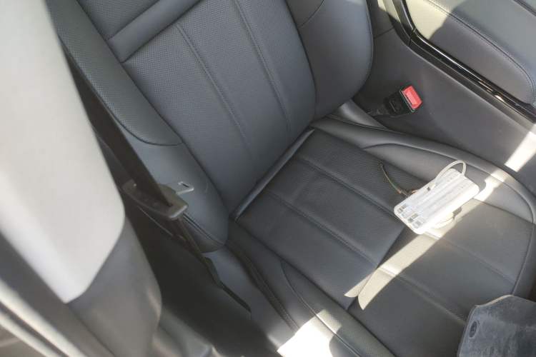 Used Land Rover Range Rover Evoque 2021 Range Rover Velar L 249PS R-Dynamic First Edition