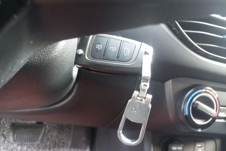 Used Hyundai Celesta 2020 1.6L Automatic GL Enjoyable Edition