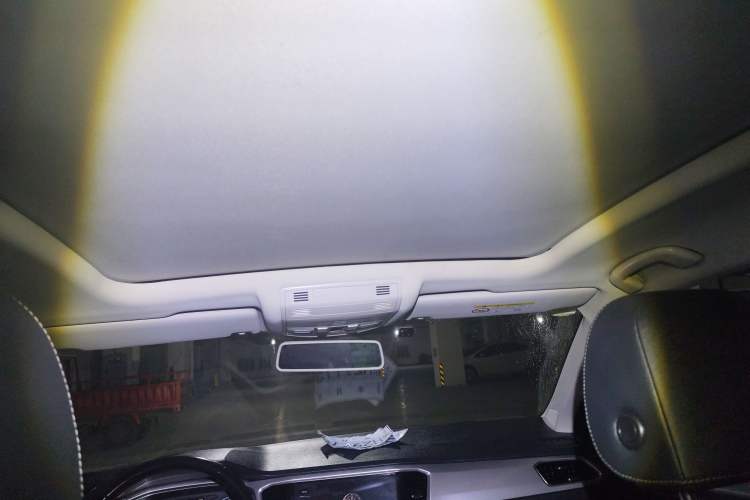 Used Volkswagen T-ROC 2022 280TSI DSG Two-Wheel Drive Elite PLUS
