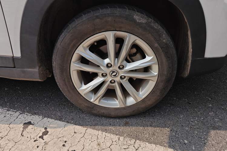 Used Dongfeng Fengon S560 2018 1.8L Manual Urban Model 7 Seats
