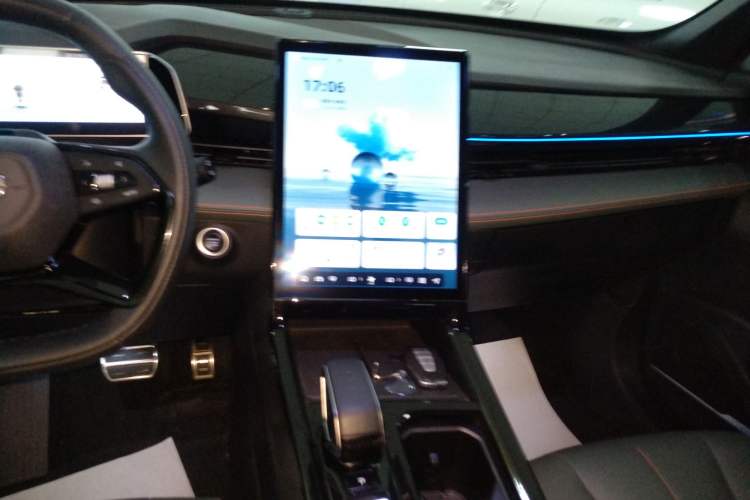 Used Geely Auto Emgrand X7 Sport 2024 1.5TD Prestige Edition
