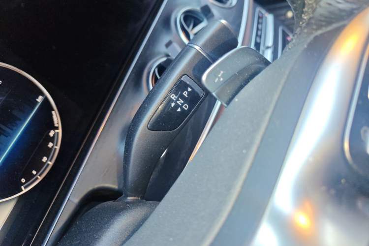 Used Mercedes-Benz E-Class 2019 E 200 L Sport Edition
