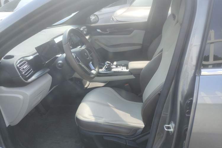 Used BYD Qin PLUS 2024 HONOR Edition DM-i 55KM Leading Model