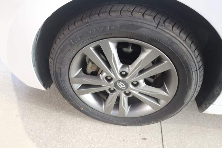 Used Hyundai Elantra 2016 1.4T Dual-Clutch Xuan Dong · Dynamic Version
