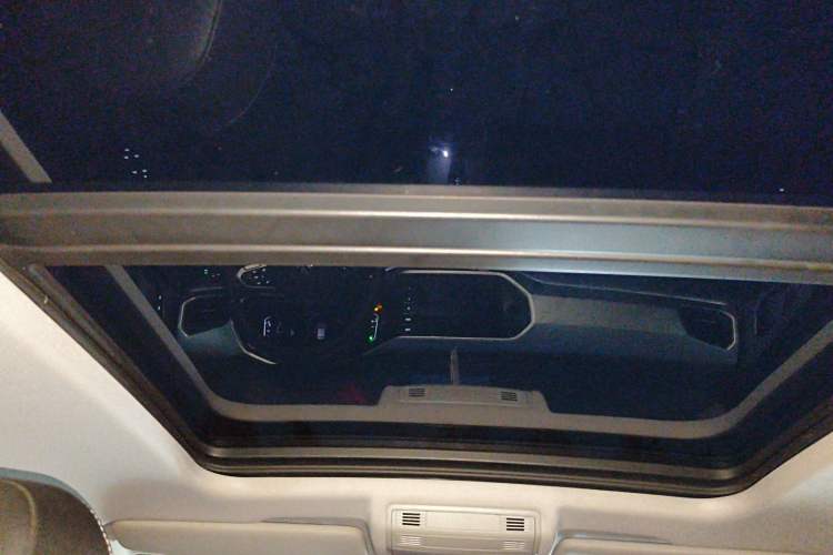 Used Volkswagen Tacqua 2021 200TSI DSG JoyConnect Edition
