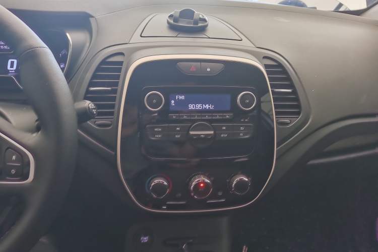 Used Renault Captur 2018 TCe190 Urban Style Edition
