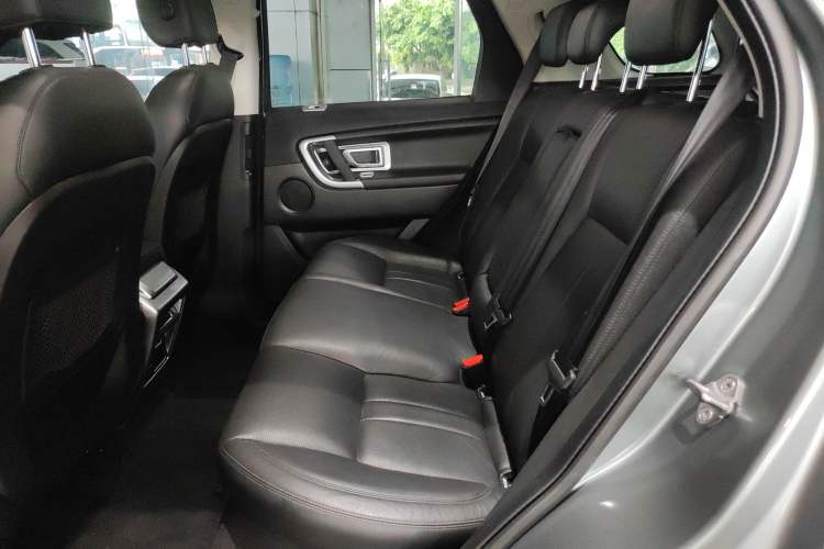 Used Land Rover Discovery Sport 2018 240 PS SE Version
