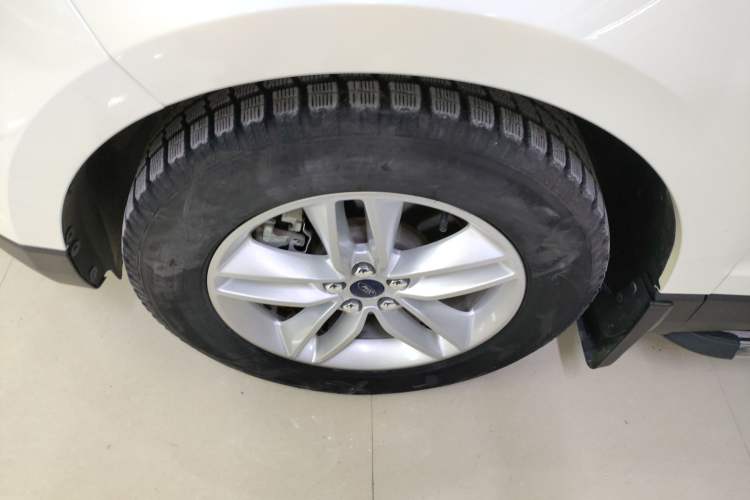 Used Ford Edge 2018 Facelifted EcoBoost 245 Two-Wheel-Drive Platinum Edition 5 Seats China V Emission Standard