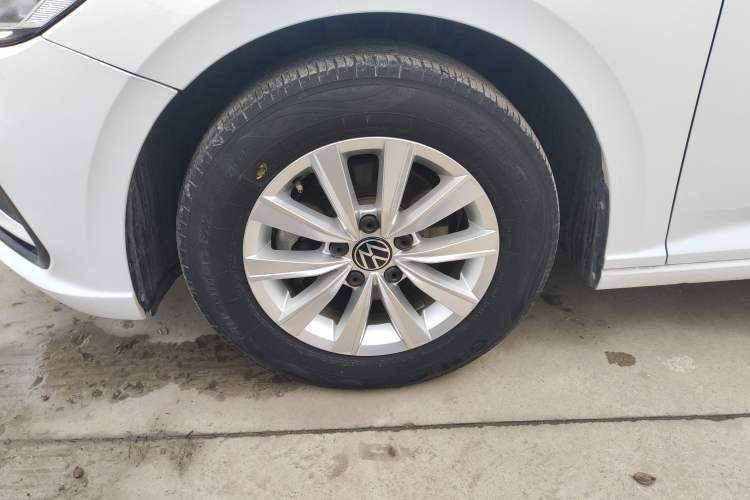 Used Volkswagen Lavida 2023 1.5L Automatic De Yi Edition