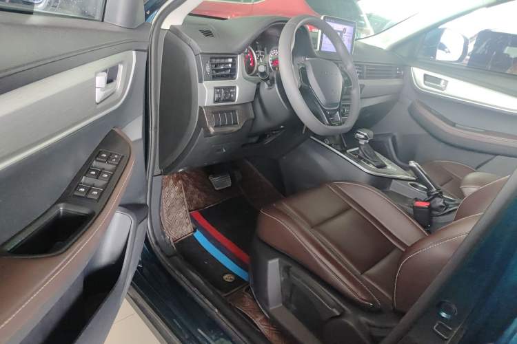 Used FORTHING T5 2022 Shengshi Edition 1.5T Automatic Dream Version Five Seats
