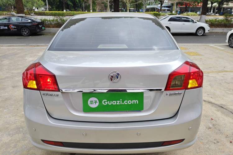 Used Buick Excelle 2013 1.5L Automatic Classic Model
