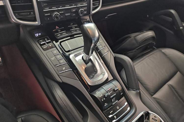 Used Porsche Cayenne 2015 Cayenne 3.0T
