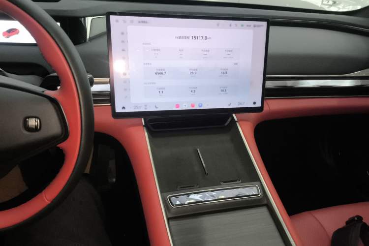 Used  Star Era ES 2025 All-Electric Pro Four-Wheel Drive 77 kWh
