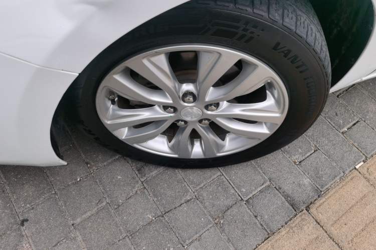 Used Buick GT 2019 15T Dual-Clutch Connected Elite Model China VI