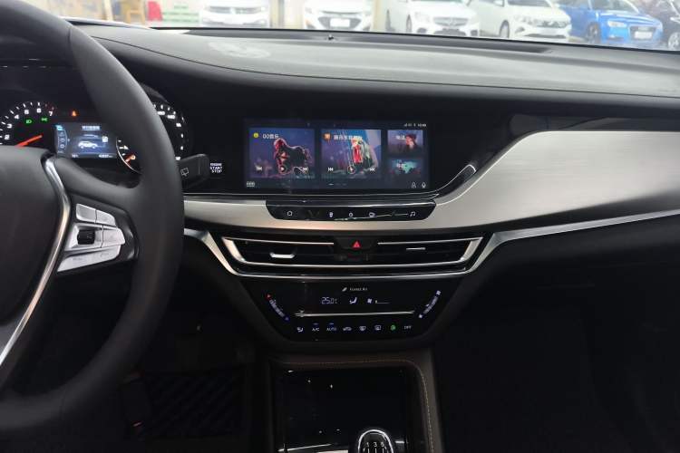 Used Changan CS35PLUS 2018 1.6L Manual Smart Connect Version China V Standard
