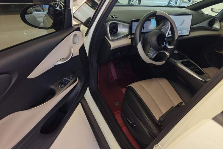 Used BYD Dolphin 2025 Smart Drive Version 420 km Freedom Edition