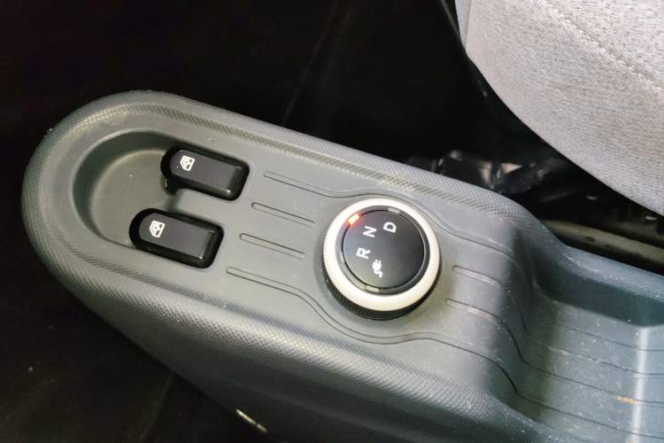 Used Wuling Hongguang MINIEV 2022 Macaron Premium Model – Lithium Iron Phosphate
