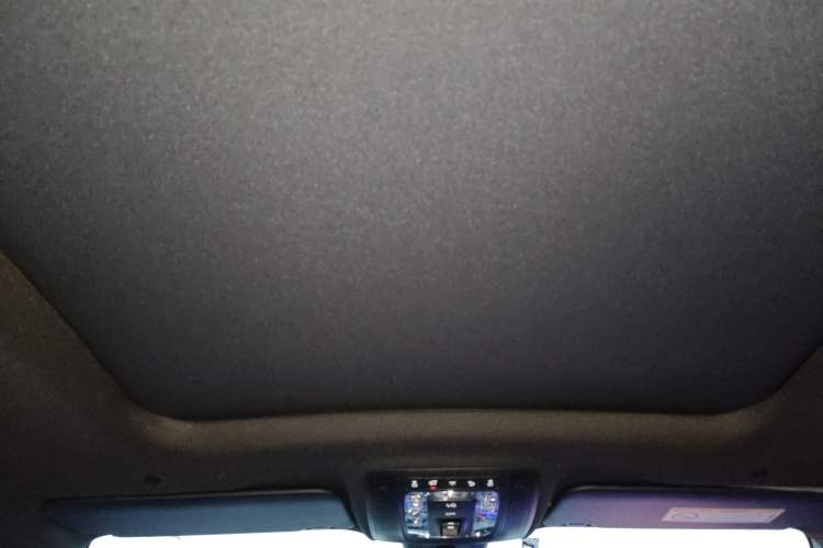 Used Mercedes-Benz A-Class 2022 Revised Version A 200 L Sport Sedan Fashionable Style
