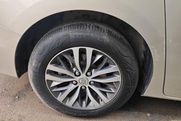 Used Buick GL8 2017 ES 28T Luxury Model China V Standard
