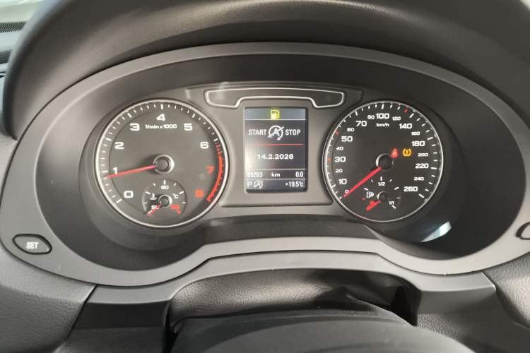 Used Audi Q3 2015 35 TFSI quattro Millionth Anniversary Edition
