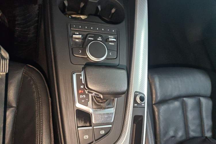 Used Audi A4L 2017 40 TFSI Fashion Model