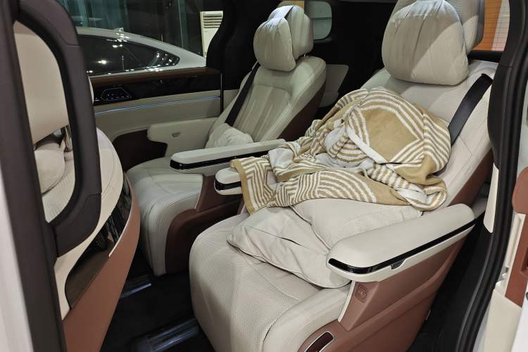 Used BYD Xia 2025 DM-i 1.5T 180km Excellence Model