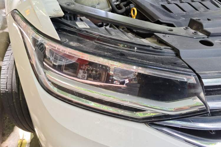 Used Volkswagen Tiguan L 2022 330TSI Automatic Two-Wheel Drive Smart Edition
