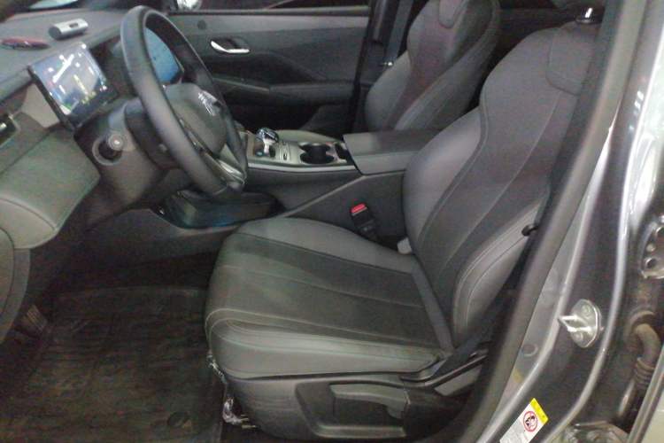 Used BYD Qin PLUS 2025 DM-i Smart Drive 55KM Leading Model
