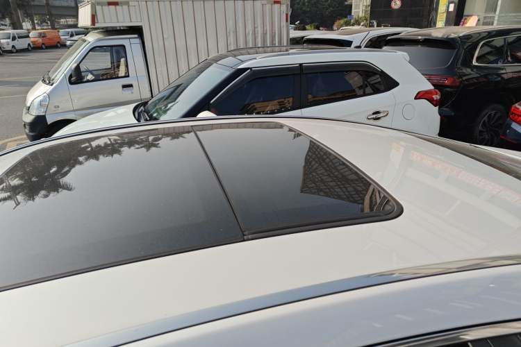 Used Geely Auto Emgrand GT 2017 1.8T Flagship Model
