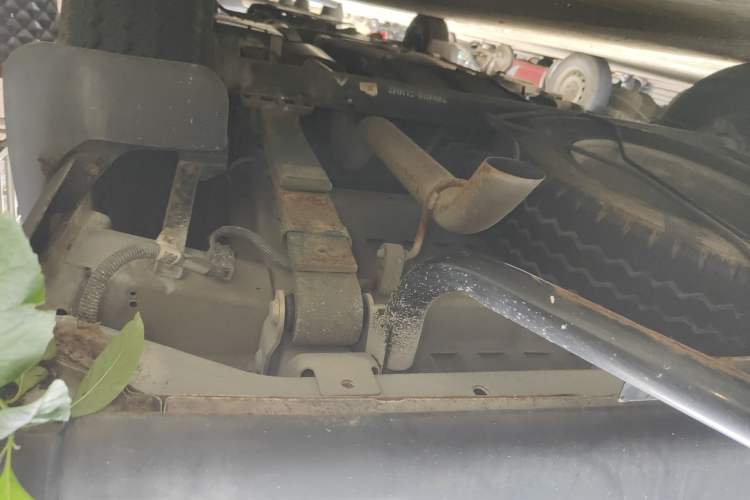 Used  Yufeng 2016 2.5T Lingyun Edition Yulibao Short Wheelbase Mid-Roof National V ZD25
