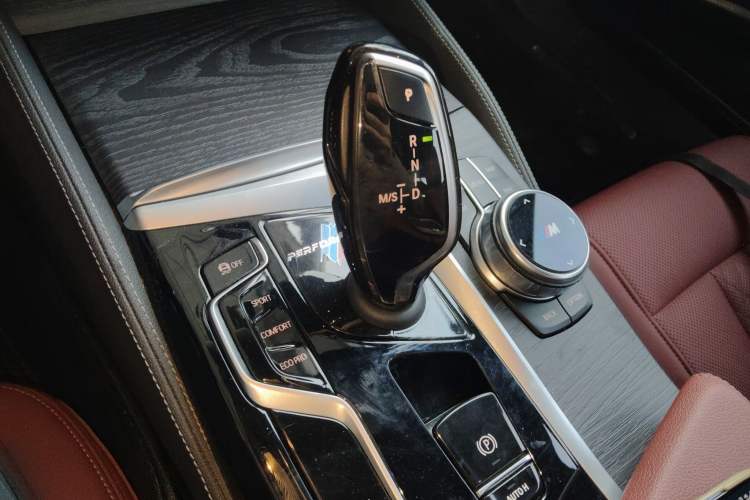 Used BMW 5 Series 2023 530Li Leading Model M Sport Package
