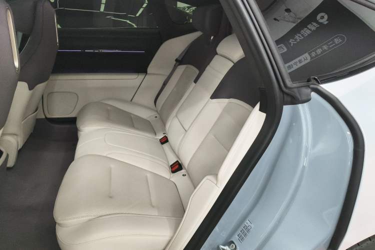 Used  12 2023 650 Three-Laser Four-Wheel Drive Performance Edition