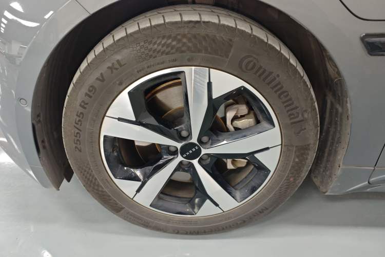 Used Zeekr 001 2022 Ultra-Long Range Single-Motor WE Version
