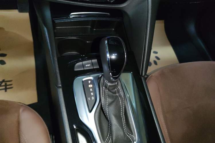 Used Buick Regal 2019 20T Elite Version China VI Standard