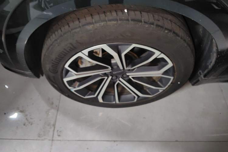 Used Lynk & Co 09 EM-P 2024 2.0TD EM-P Four-Wheel Drive ULTRA Six-Seater