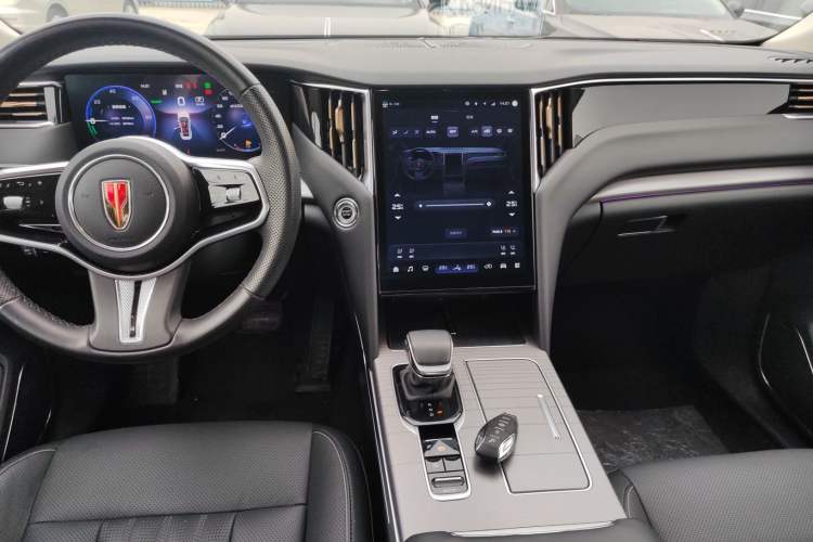 Used Hongqi HS7 PHEV 2024 2.0T PHEV Four-Wheel Drive Flagship Edition 6 Seats
