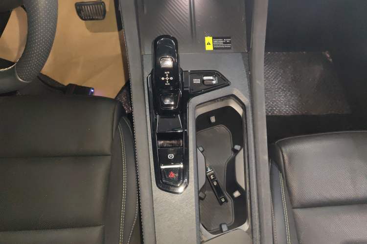 Used Lynk & Co 03 2023 2.0TD DCT JingPro
